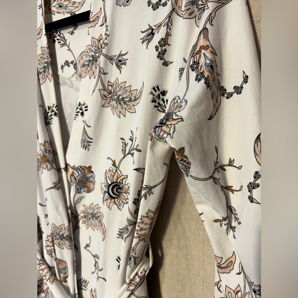 🤍 La Vie En Rose So Soft Floral House Coat - Picture 8 of 9